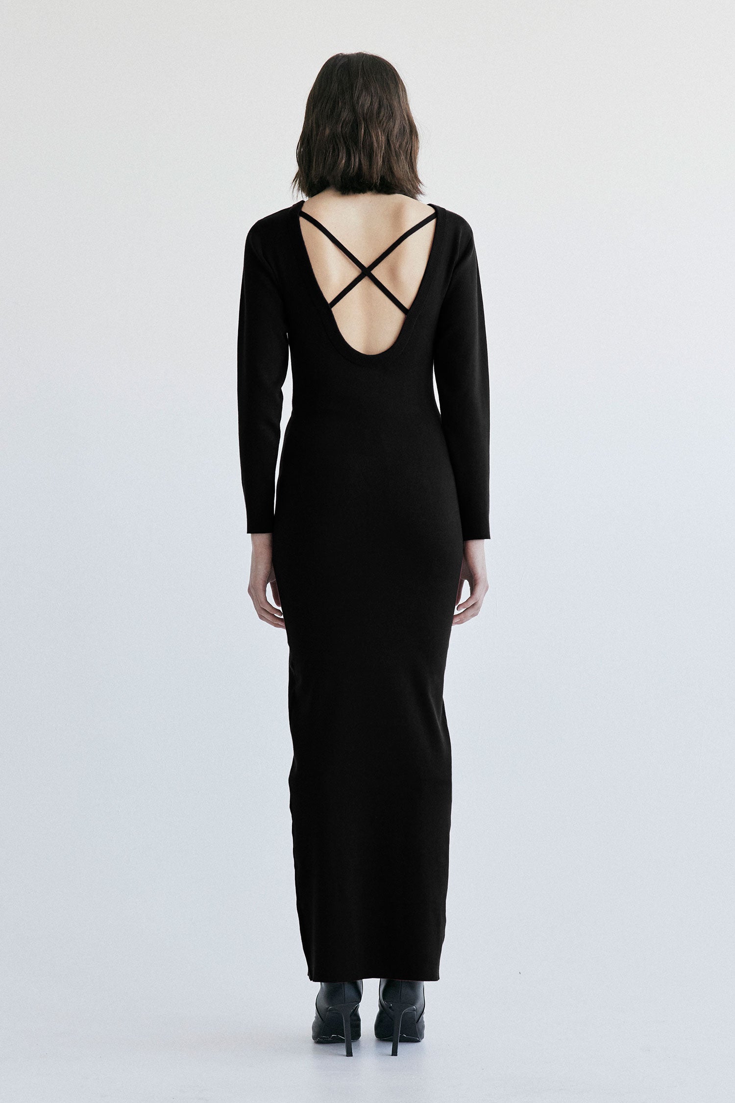 Ornella Open back knitted Maxi Dress By PALMA MARTÎN | PALMA MARTÎN